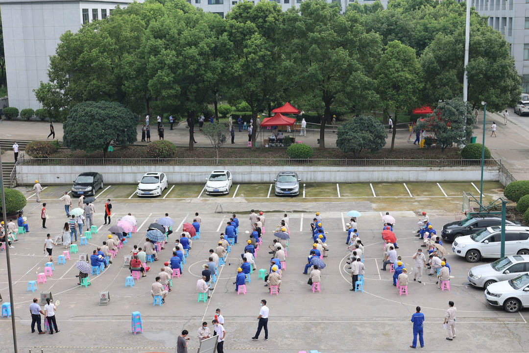 图8.J9九游会总部大院核酸检测等候区_副本.jpg